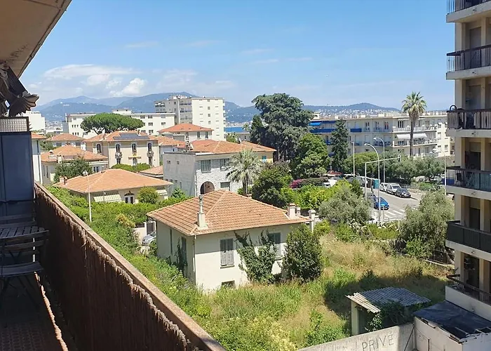 Appartement Au Calme Et 2 Pas De La